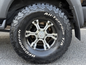 ランクル８０ランドクルーザー80 VX-LTD LINE-X