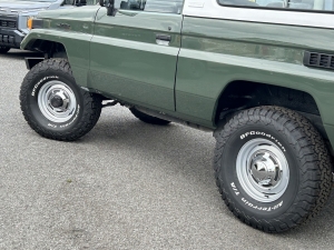 ランクル７０キャンプ　アウトドア　レジャー　４ＷＤ　ＳＵＶ