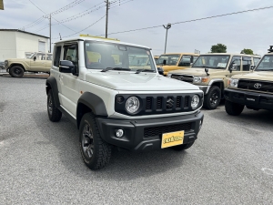 ジムニーシエラ低走行のジムニー入庫しました