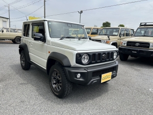 ジムニーシエラ低走行のジムニー入庫しました