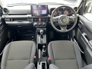 ジムニーシエラ低走行のジムニー入庫しました