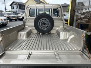 ランクル７０再販70限定車