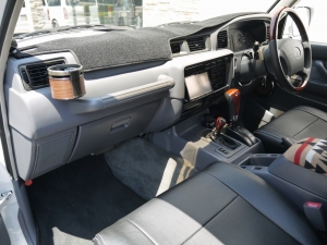 ランクル８０後期型　マーテルギア