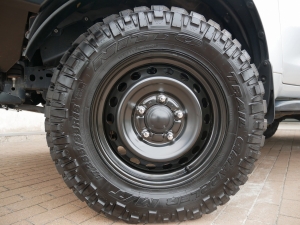 ランクル２００ARB4X4バンパー　ライノラック　リフトアップ