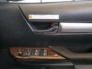 ハイラックス後期型　LINE-X