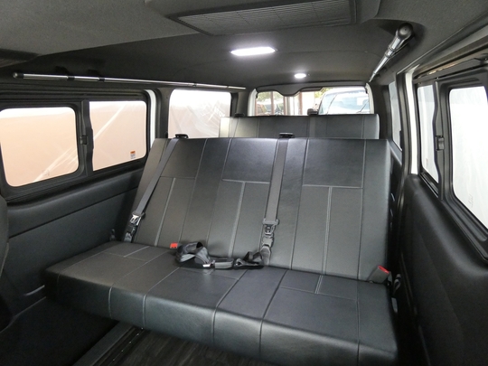 ハイエースＶ新車コンプリートS-GL8人乗り 3列シート×スライドレール