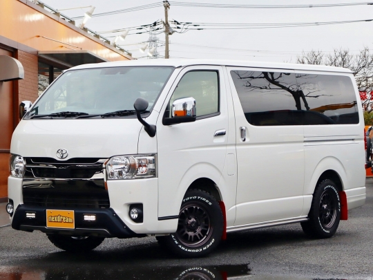 ハイエースＶアウトドア　キャンプ　車中泊　バンライフ　１BOX　ベッド　キャンピングカー