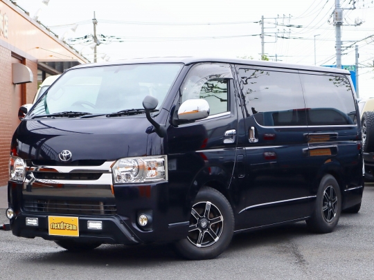 ハイエースＶアウトドア　キャンプ　車中泊　バンライフ　１BOX　ベッド　キャンピングカー
