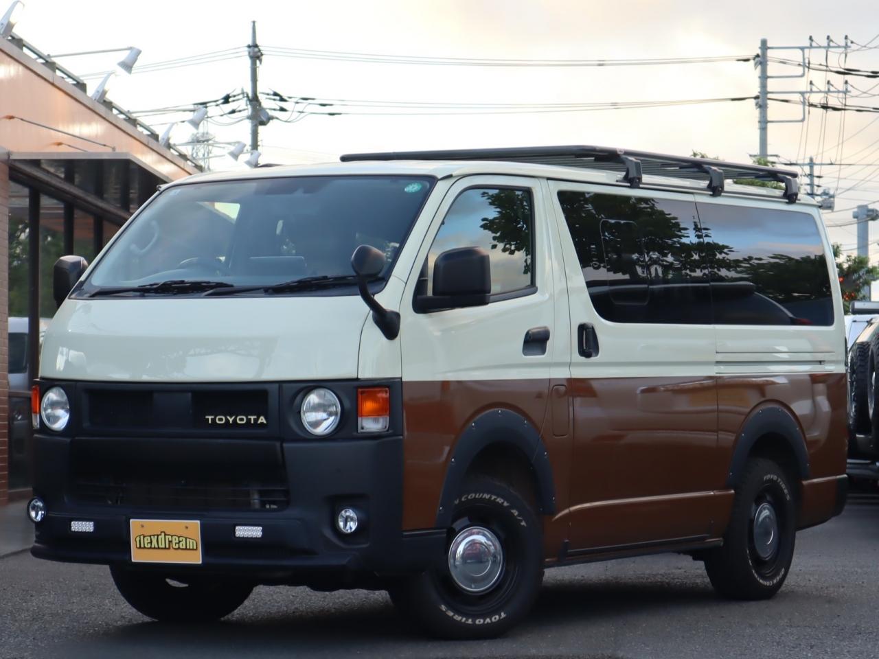 ハイエースバン4WD