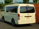 ハイエースワゴン4型新車　特別注文色ライトイエロー
