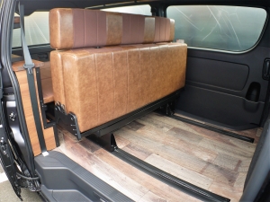 ハイエースバン新車コンプリート バンライフスタイル【FD-BOX7 Vanlife】無垢木材×アイアン家具