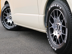 ハイエースワゴン新型　シーケンシャル　６速ＡＴ　ワゴン