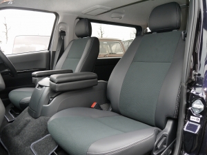 ハイエースバン4型新車　シーケンシャル６AT