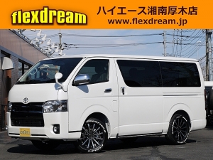 ハイエースバン4型新車　３０００ディーゼルターボ２ＷＤ　ダークプライム
