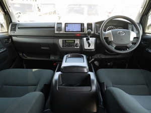ハイエースバン4型S-GL　ディーゼル４WD