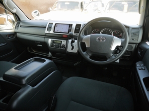 ハイエースバン4型S-GL　ディーゼル４WD