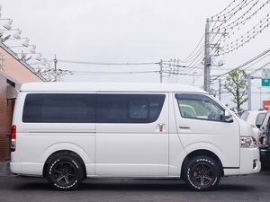 ハイエースバンワイドS-GL　4WD　4型
