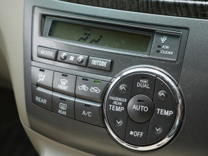 買取・下取り直販車エスティマハイブリッド