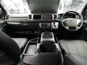 ハイエースワゴンライトキャンピンングカーFD-BOX2Ｔ