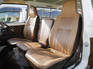 ハイエースバン旧車1BOXカスタム　50系ハイエースYH61V