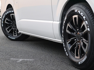 ハイエースワゴン新型　シーケンシャル　６速ＡＴ　ワゴン
