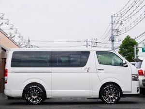 ハイエースバンハイエース　ディーゼル4WD　カスタム