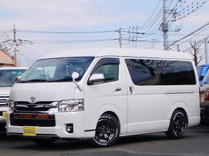 ハイエースワゴンハイエースライトキャンピングカー　FD-BOX2T