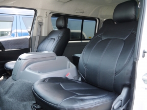 ハイエースワゴンワイドS-GL８人乗り乗用登録