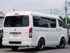 ハイエースワゴンワイドS-GL８人乗り乗用登録