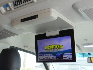 ハイエースバン３型後期S-GLカスタム済み