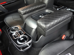 ハイエースバン4型S-GLフルエアロカスタム済み中古車両