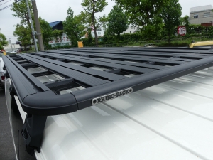 ハイエースバンハイエースバン　vanlife