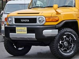 ＦＪクルーザーFJクルーザー　2インチアップカスタム　