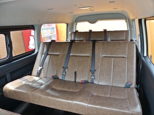 ハイエースワゴン新車コンプリート　ハイエースワゴン２ＷＤ