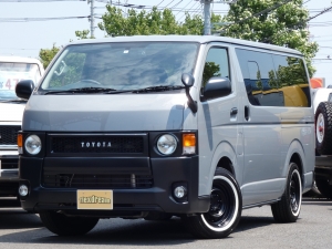 ハイエースバンハイエースS-GL　丸目クラシックカスタム