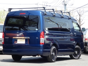 ハイエースワゴンライトキャンピングカー　2段ベッド