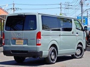ハイエースバン丸目カスタム　アースカラーパッケージ6X3アーバンカーキ