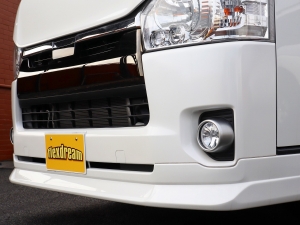 ハイエースバンアウトドア　キャンプ　車中泊　バンライフ　１BOX　ベッド　キャンピングカー