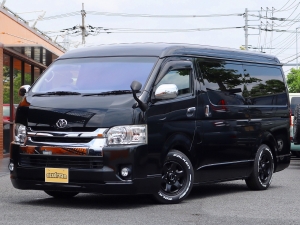 ハイエースＷアウトドア　キャンプ　車中泊　バンライフ　１BOX　ベッド　キャンピングカー