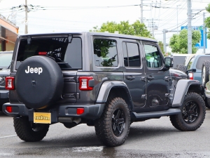 ＪＥＥＰラングラーSUV　四駆　ジープ　４WD　