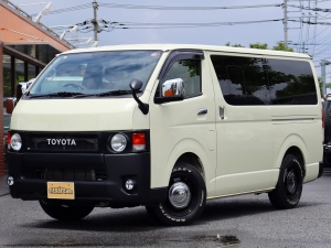 ハイエースバンアウトドア　キャンプ　車中泊　バンライフ　１BOX　ベッド　キャンピングカー
