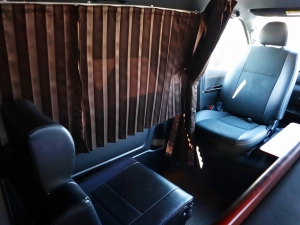 ハイエースバンアウトドア　キャンプ　車中泊　バンライフ　１BOX　ベッド　キャンピングカー