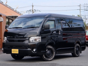 ハイエースバンアウトドア　キャンプ　車中泊　バンライフ　１BOX　ベッド　キャンピングカー