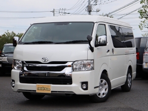 ハイエースワゴンキャンプ　車中泊　アウトドア　レジャー　内装架装