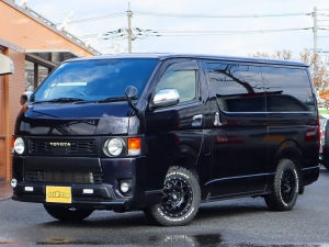 ハイエースバンアウトドア　キャンプ　車中泊　バンライフ　１BOX　ベッド　キャンピングカー