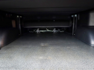 ハイエースバンアウトドア　キャンプ　車中泊　バンライフ　１BOX　ベッド　キャンピングカー