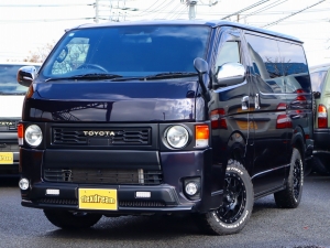 ハイエースバンアウトドア　キャンプ　車中泊　バンライフ　１BOX　ベッド　キャンピングカー