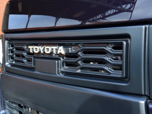 ハイエースバンアウトドア　キャンプ　車中泊　バンライフ　１BOX　ベッド　キャンピングカー