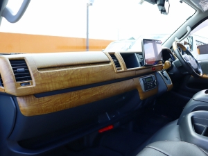 ハイエースワゴンアウトドア　キャンプ　車中泊　バンライフ　１BOX　ベッド　キャンピングカー