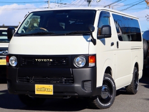 ハイエースバンアウトドア　キャンプ　車中泊　バンライフ　１BOX　ベッド　キャンピングカー